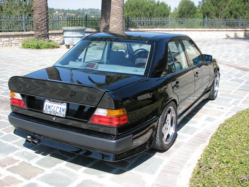 Illustration for article titled Nice Price Or Crack Pipe: $57,500 For A 20,000-Mile 1987 AMG Hammer?